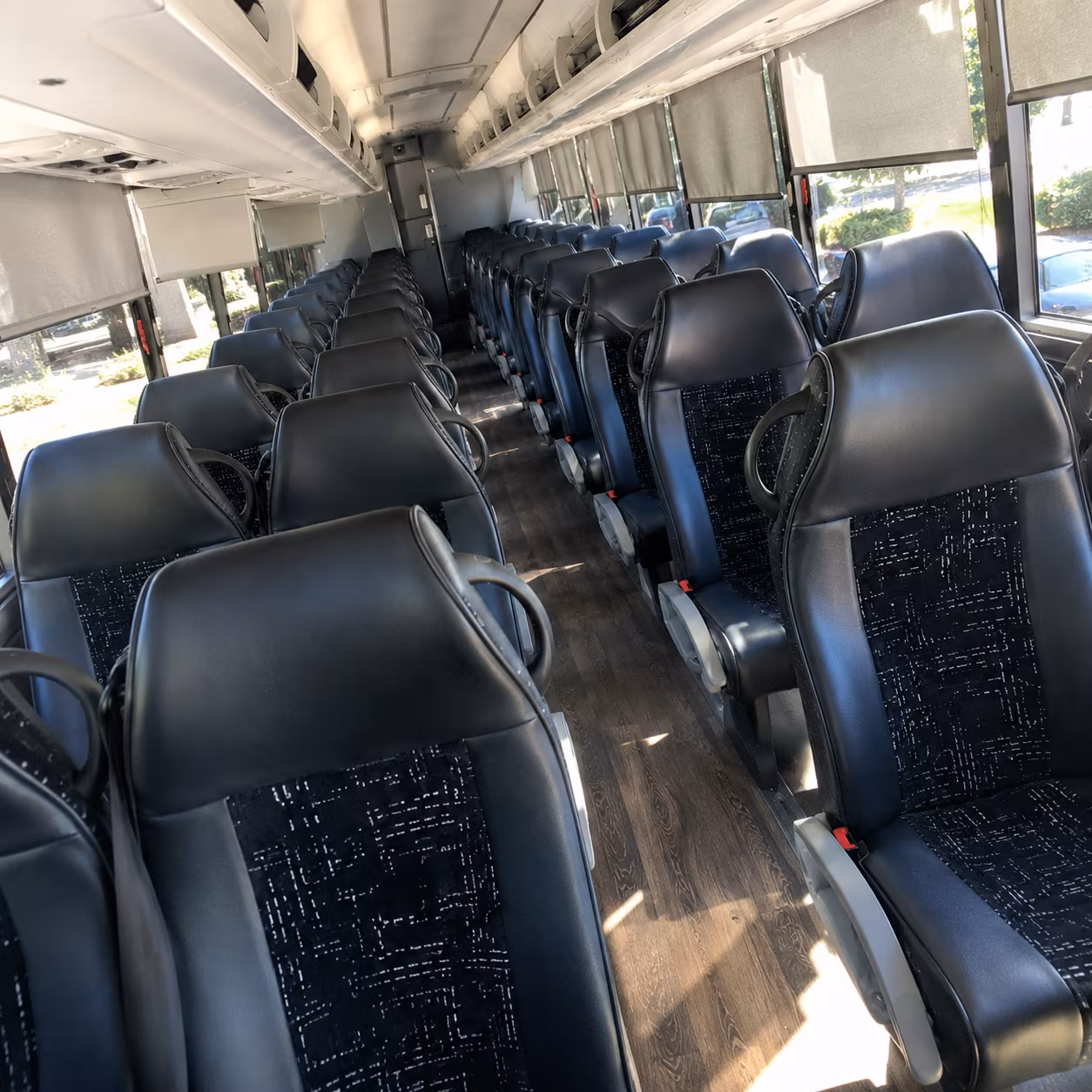 santa maria bus rental service area