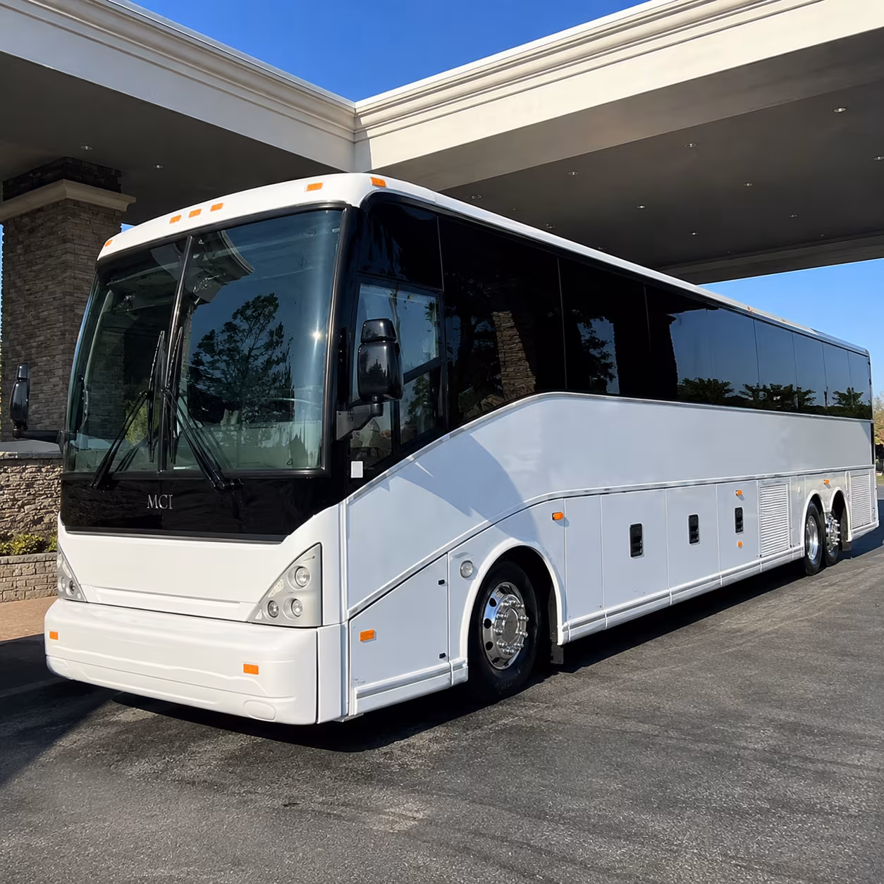 santa maria long distance transportation onboard seating